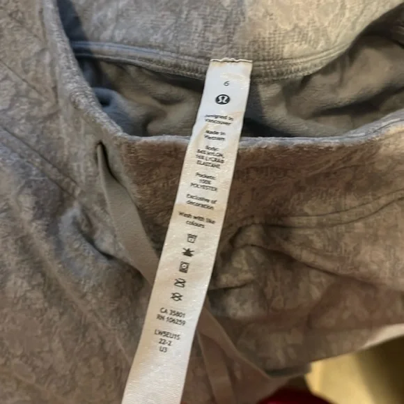 Lululemon Ready to Rulu Classic-Fit High-Rise Jogger Full length - Picture 9 of 9